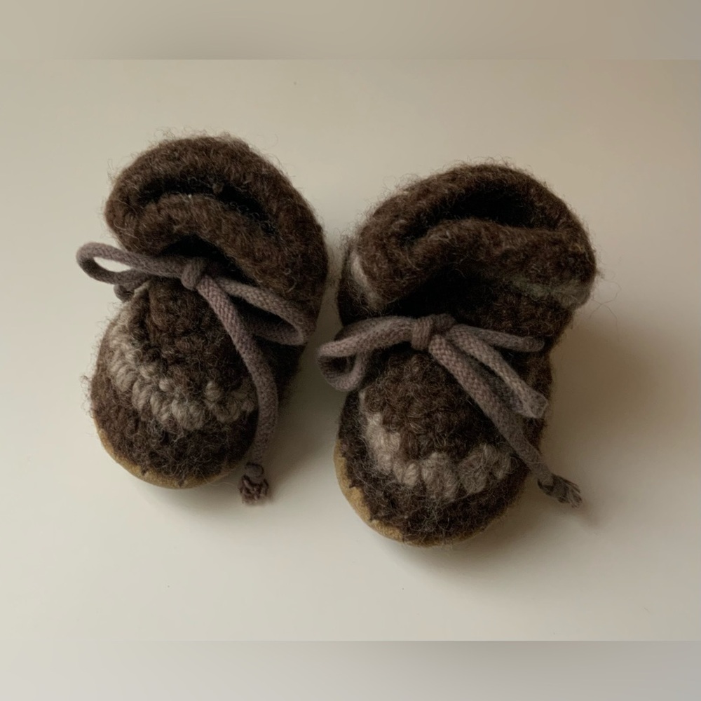Vintage 90s Wool Baby Booties